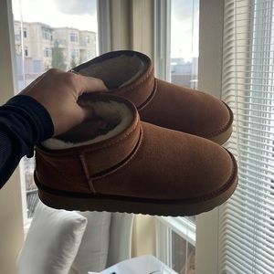 UGG BOOTS Look a likes size 8/9 women!!